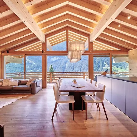 Apartment The Penthouse - Grindelhomes *