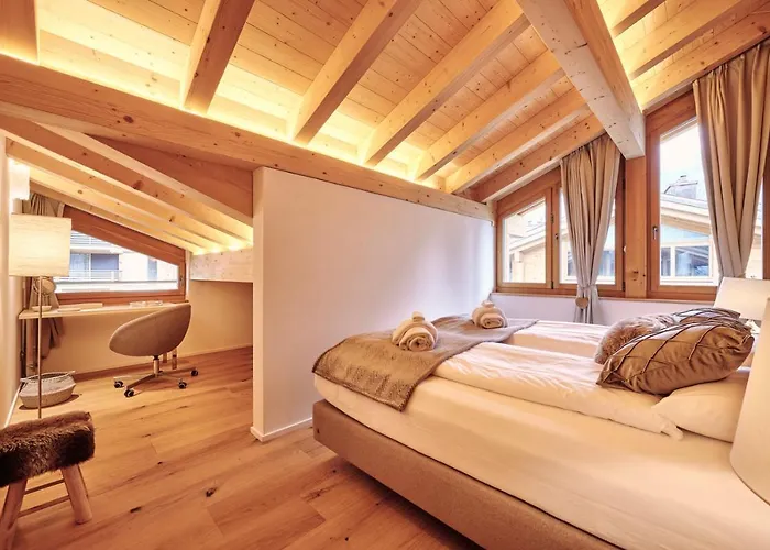 The Penthouse - Grindelhomes